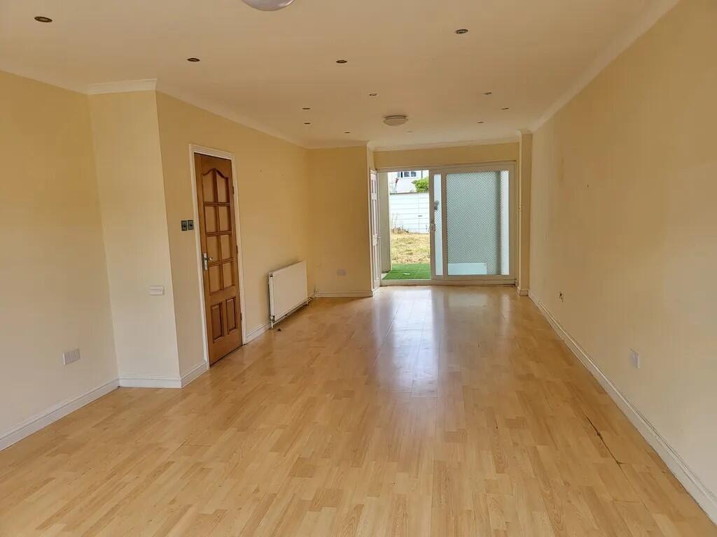 Westernville Gardens, Ilford - London - Greater London - IG2