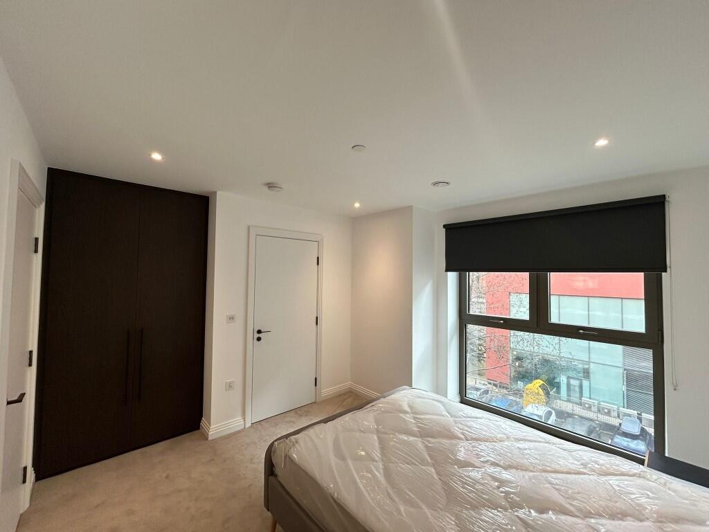  Halcyon House, Eden Place - London - Greater London - E16