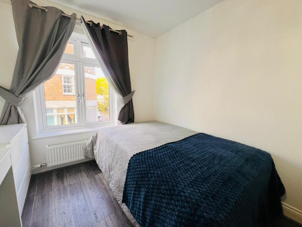 Little Star House, White Horse Road - London - Greater London - E1